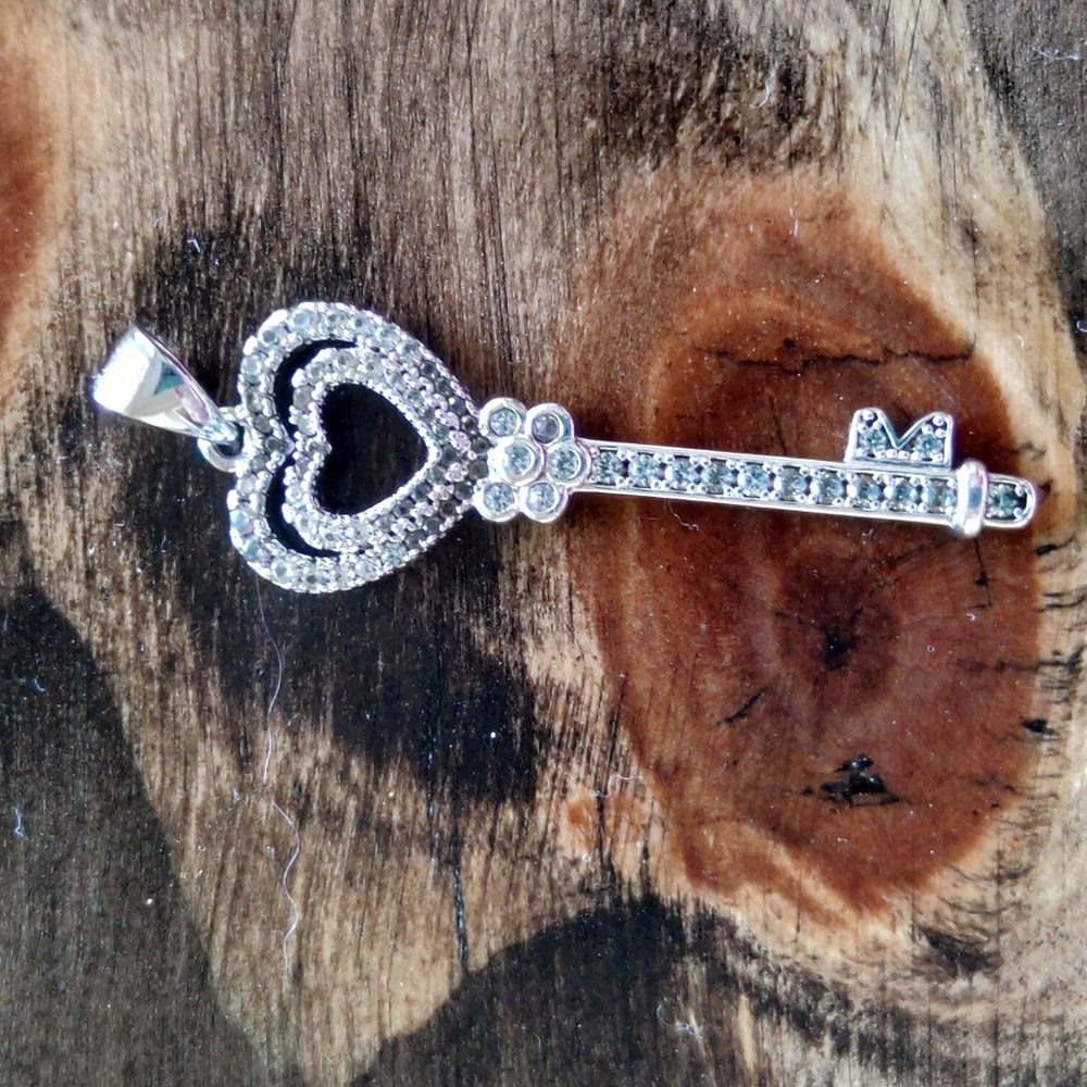 Zales white sapphire necklace